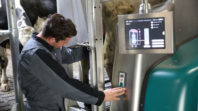 GEA DairyRobot – EDITION 2021 | Exemplary management of special-needs cows