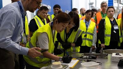 Rund 50 Teilnehmer vertieften in Fachvorträgen, Versuchen im Pilotmaßstab und Produktbewertungen ihr Wissen über Herstellung von Kuchen während der Veranstaltung GEA Bake Tech Master bei GEA in Italien. Quelle: GEA