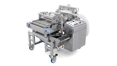 Der neue GEA ProCoater ist für einen stabilen und gleichmäßigen Nasspanierprozess ausgelegt. Verarbeitet werden können unter anderem Geflügel-, Schweinefleisch-, Fisch- und Käseprodukte sowie pflanzenbasierte und hybride Erzeugnisse. Quelle: GEA